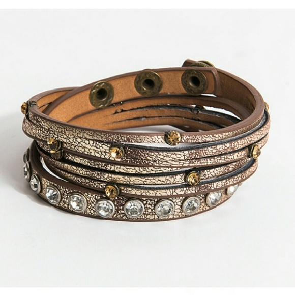 🍁Crystal Studded Wrap Bracelet 💋 - Picture 3 of 4